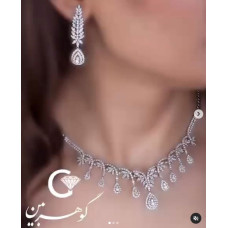 Diamond necklace 