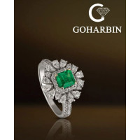 diamond and emerald ring